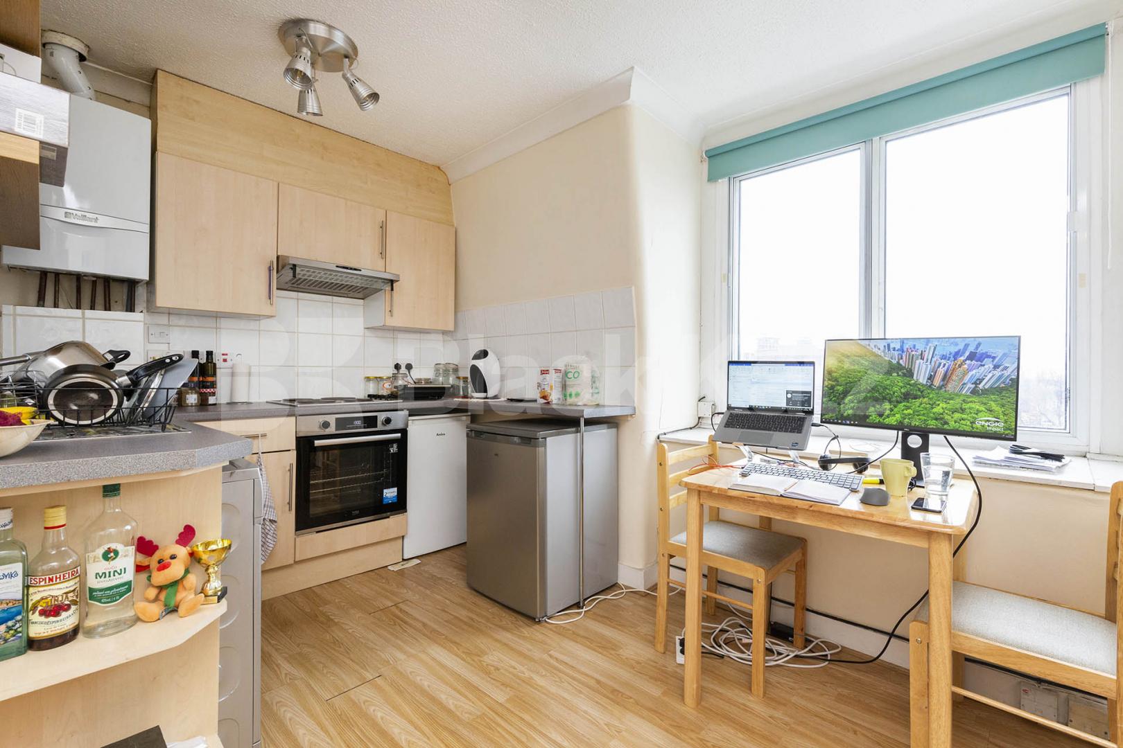 			1 Bedroom, 1 bath, 1 reception Flat			 Hillfield Avenue, Crouch End